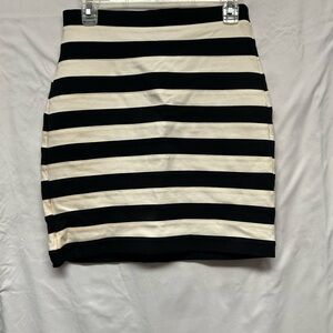 Express Black and Cream Pencil Skirt for Casual Night Out